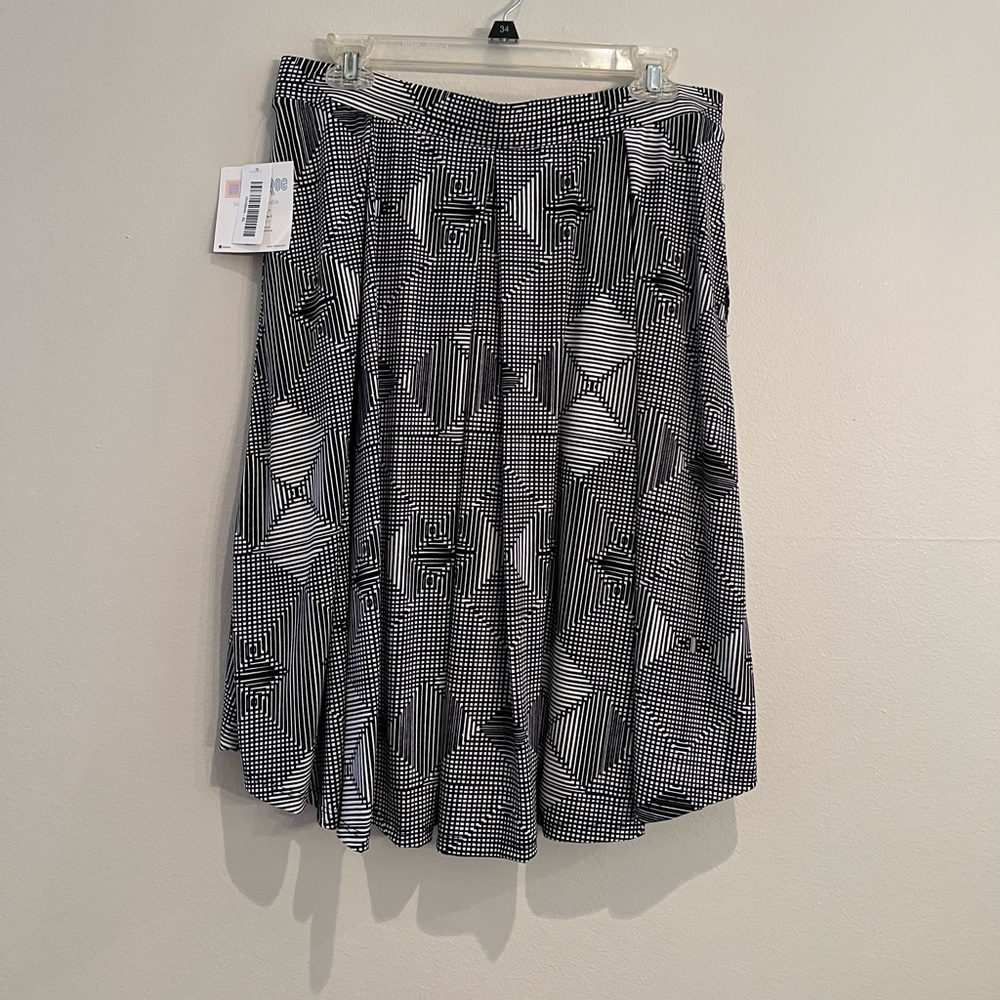 LuLaRoe Madison skirt